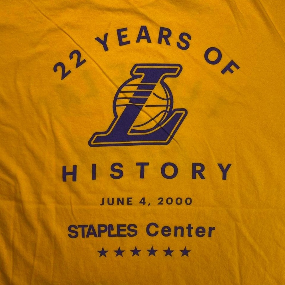 LA Los Angeles Lakers basketball promo shirt - 2022 Staples Center 20th Anniv